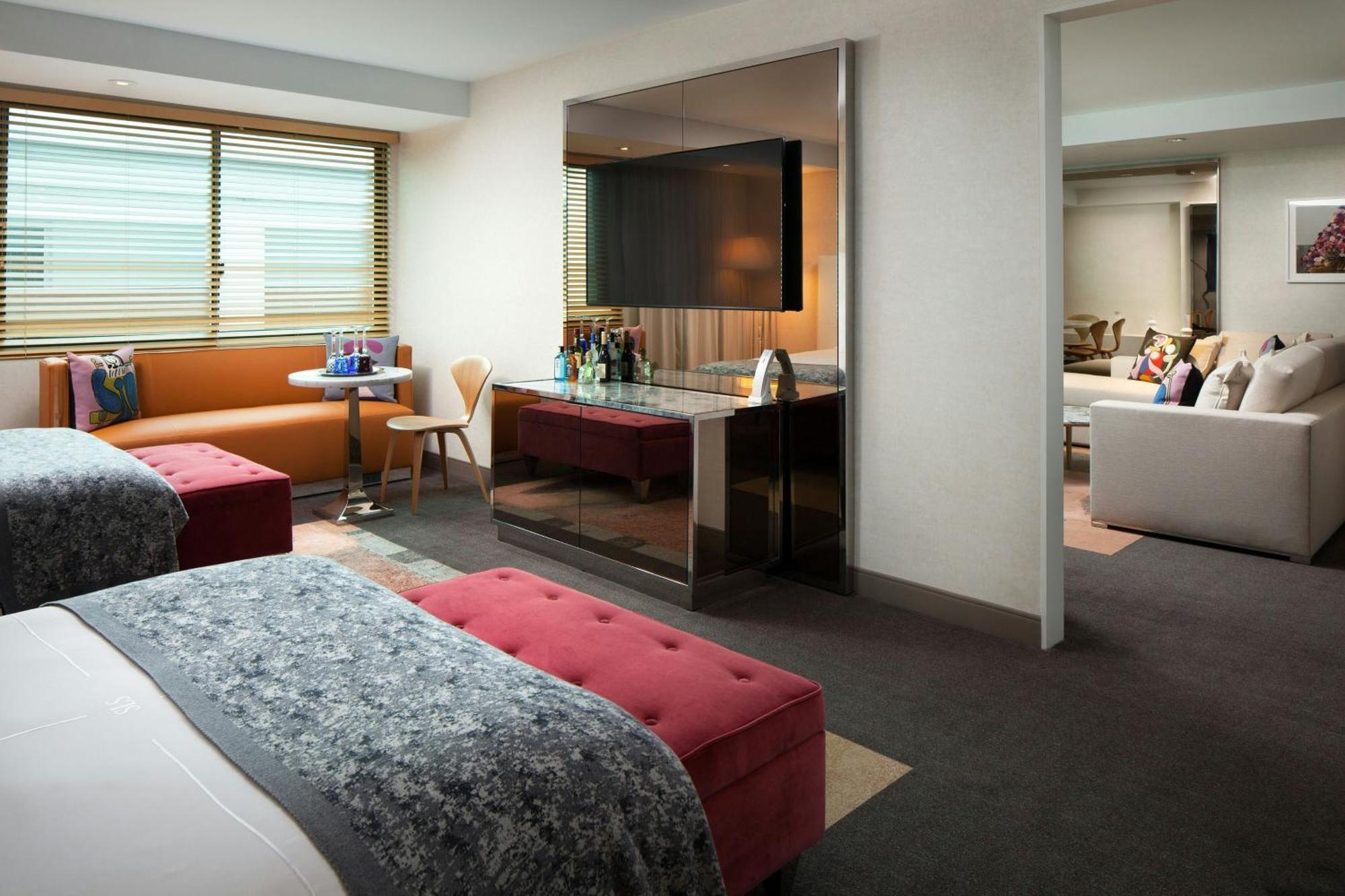 One Bedroom Deluxe Suite 2 Double